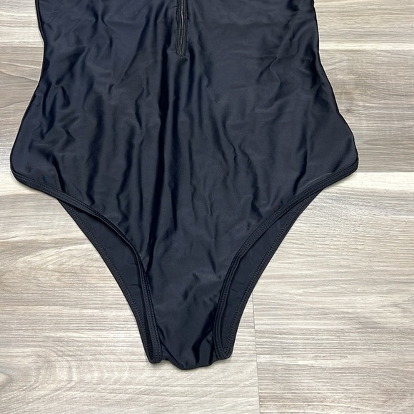 Black one piece zipper top open back bathing suit size large - Picture 4 of 8